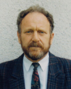 ALEKSANDAR VASILJEVIĆ advokat u Raški, fakultet u Novom Sadu 1978., upis u Imenik advokata 1998.